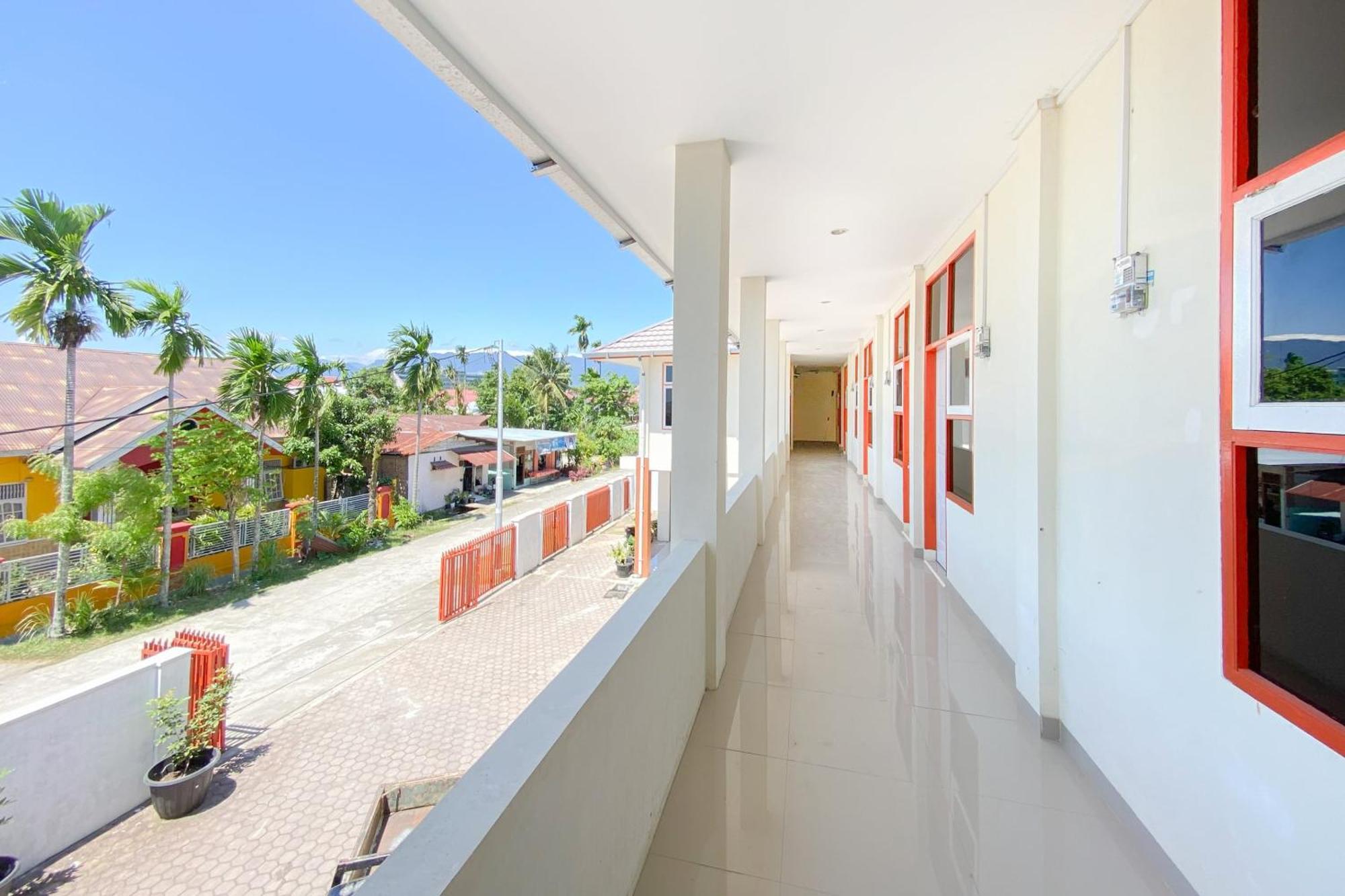 OYO 3092 Falah Residence Syariah Padang  Bagian luar foto