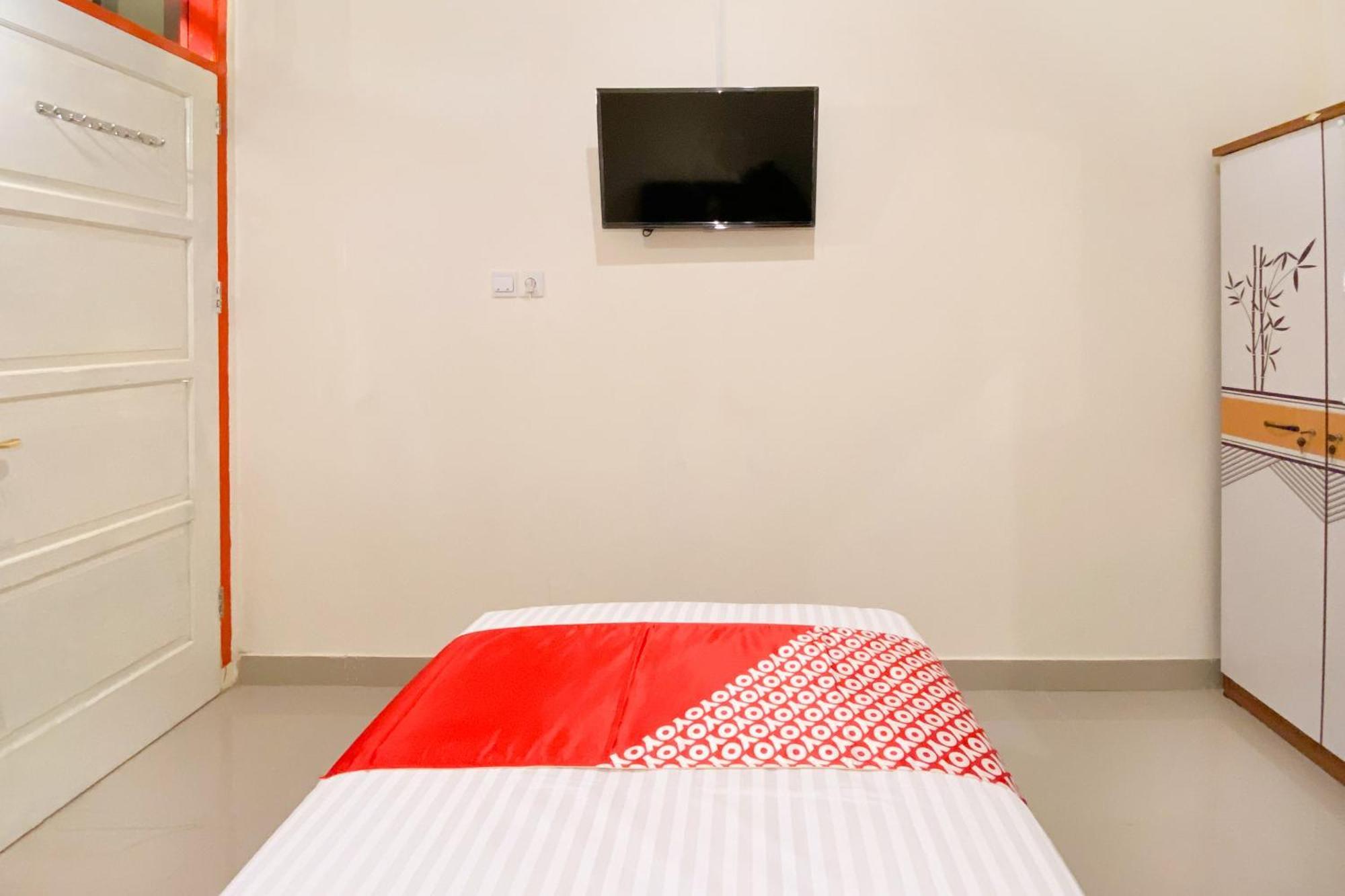 OYO 3092 Falah Residence Syariah Padang  Bagian luar foto